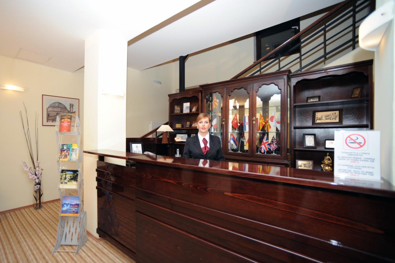 Hotel Shirok Sokak Bitola Buitenkant foto