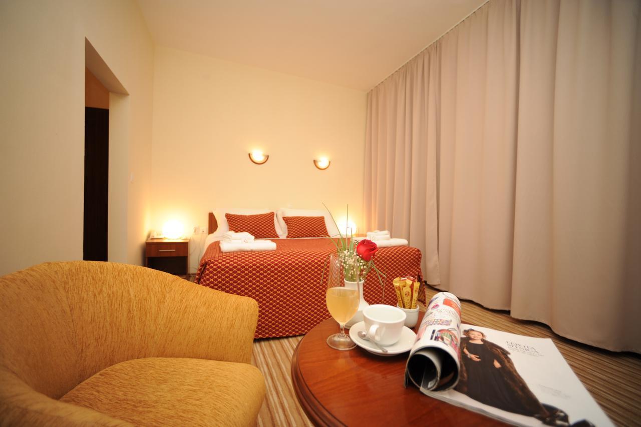 Hotel Shirok Sokak Bitola Buitenkant foto