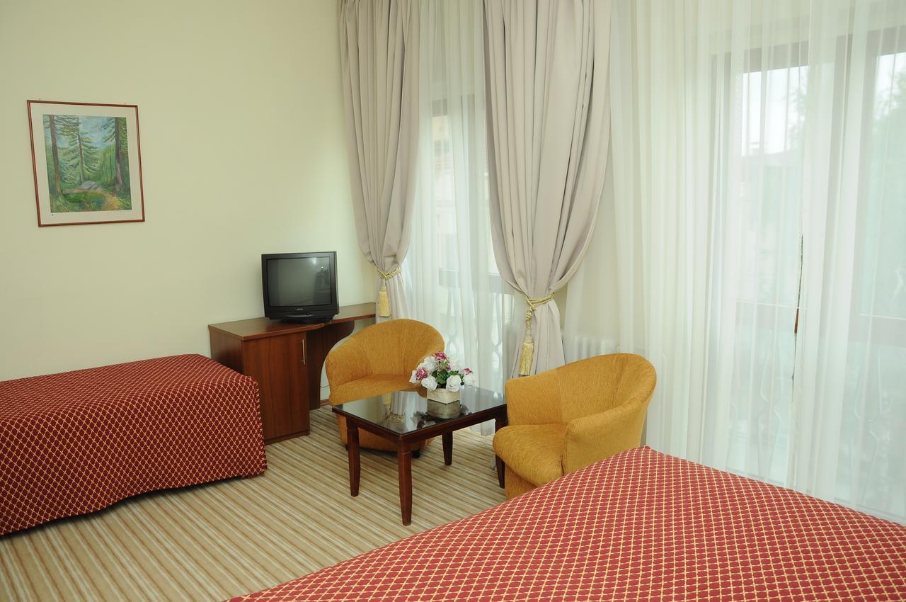 Hotel Shirok Sokak Bitola Buitenkant foto