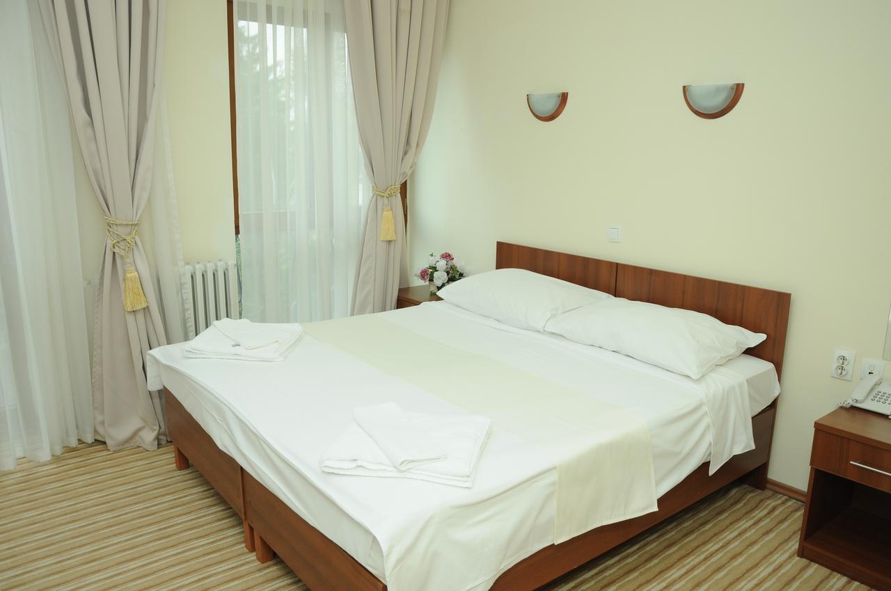 Hotel Shirok Sokak Bitola Buitenkant foto
