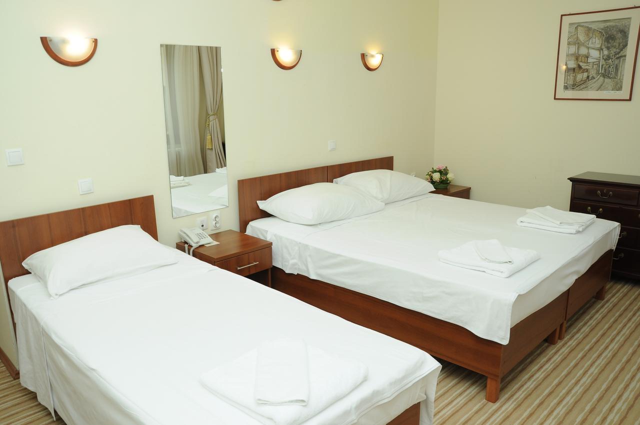 Hotel Shirok Sokak Bitola Buitenkant foto